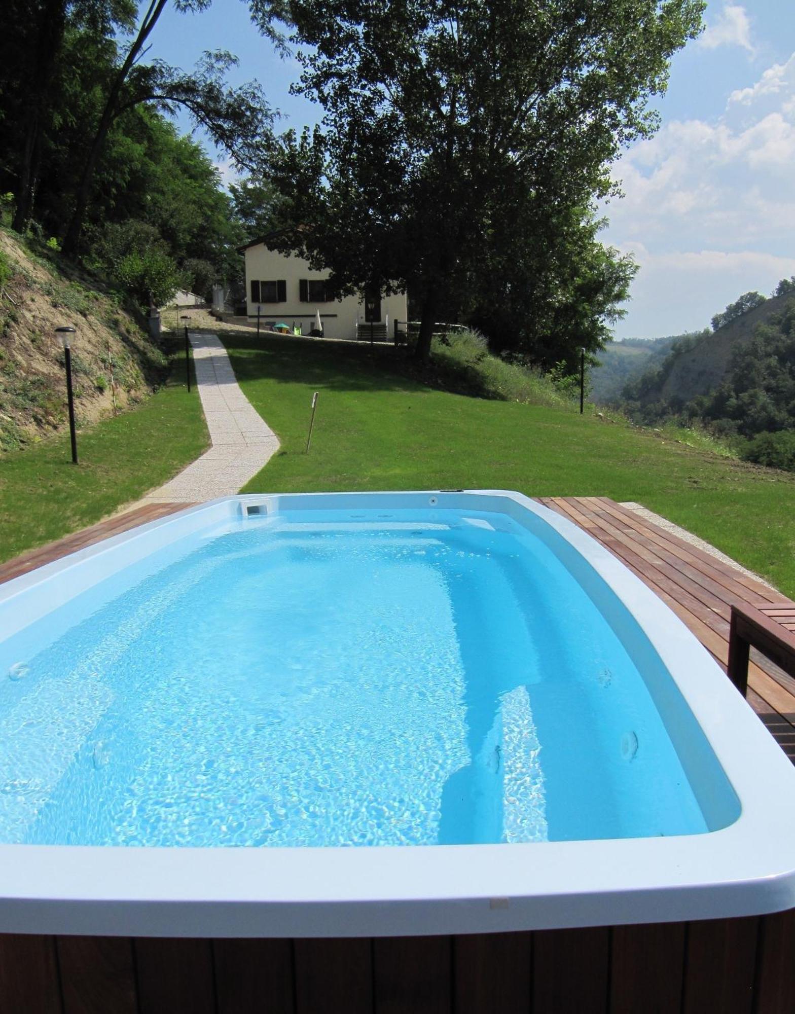Podere Riosto Cantina&Agriturismo ピアノーロ エクステリア 写真