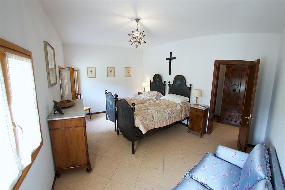Podere Riosto Cantina&Agriturismo ピアノーロ エクステリア 写真